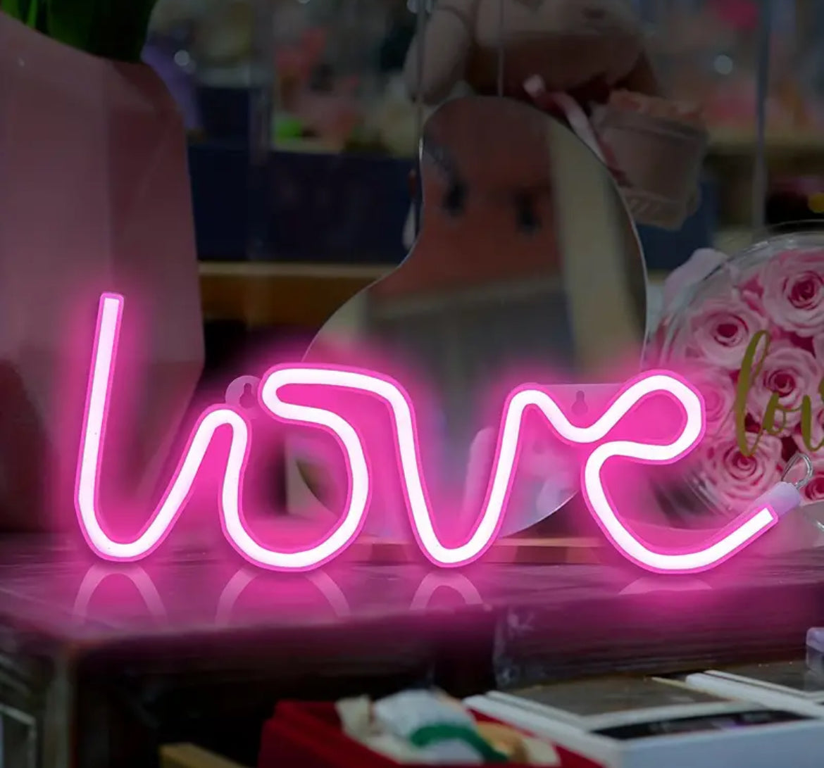 LOVE NEON LED - Artoys Designer