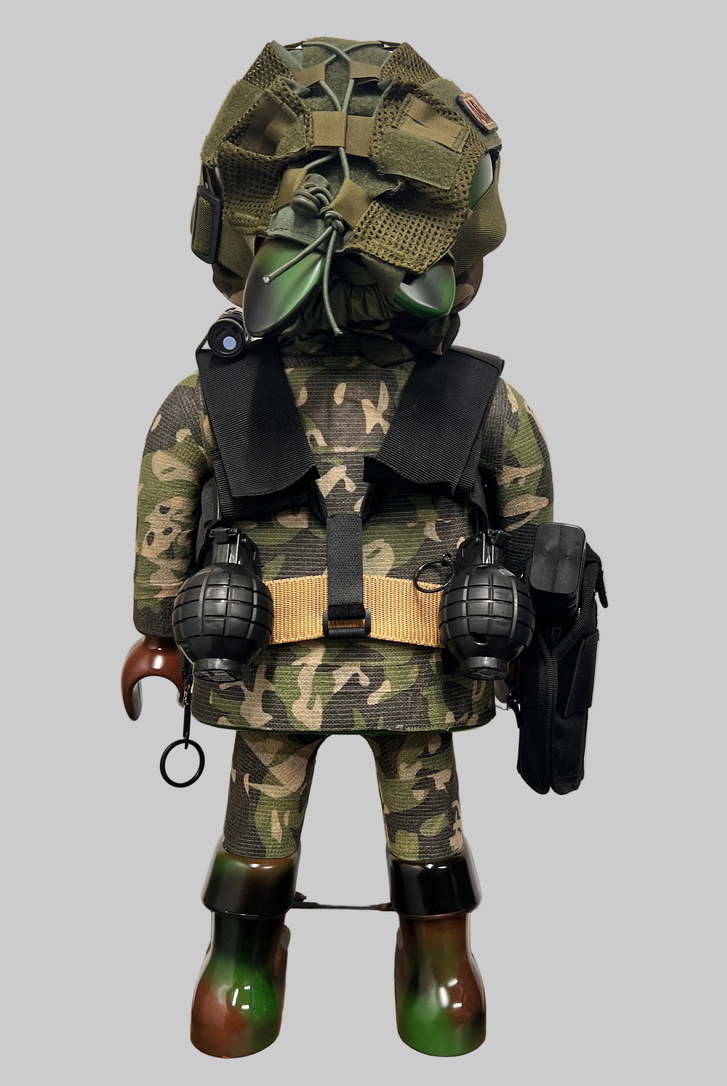 PLAYMOBIL XXL ARMÉE DE TERRE BELGE MILITAIRE PAR VANESSA FODERA ARTOYS DESIGNER
