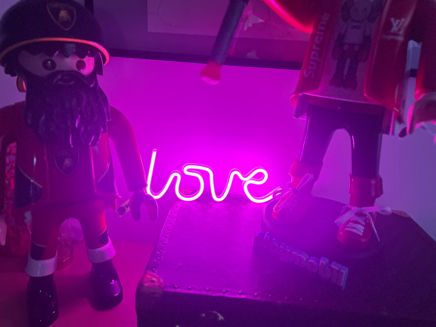 LOVE NEON LED - Artoys Designer