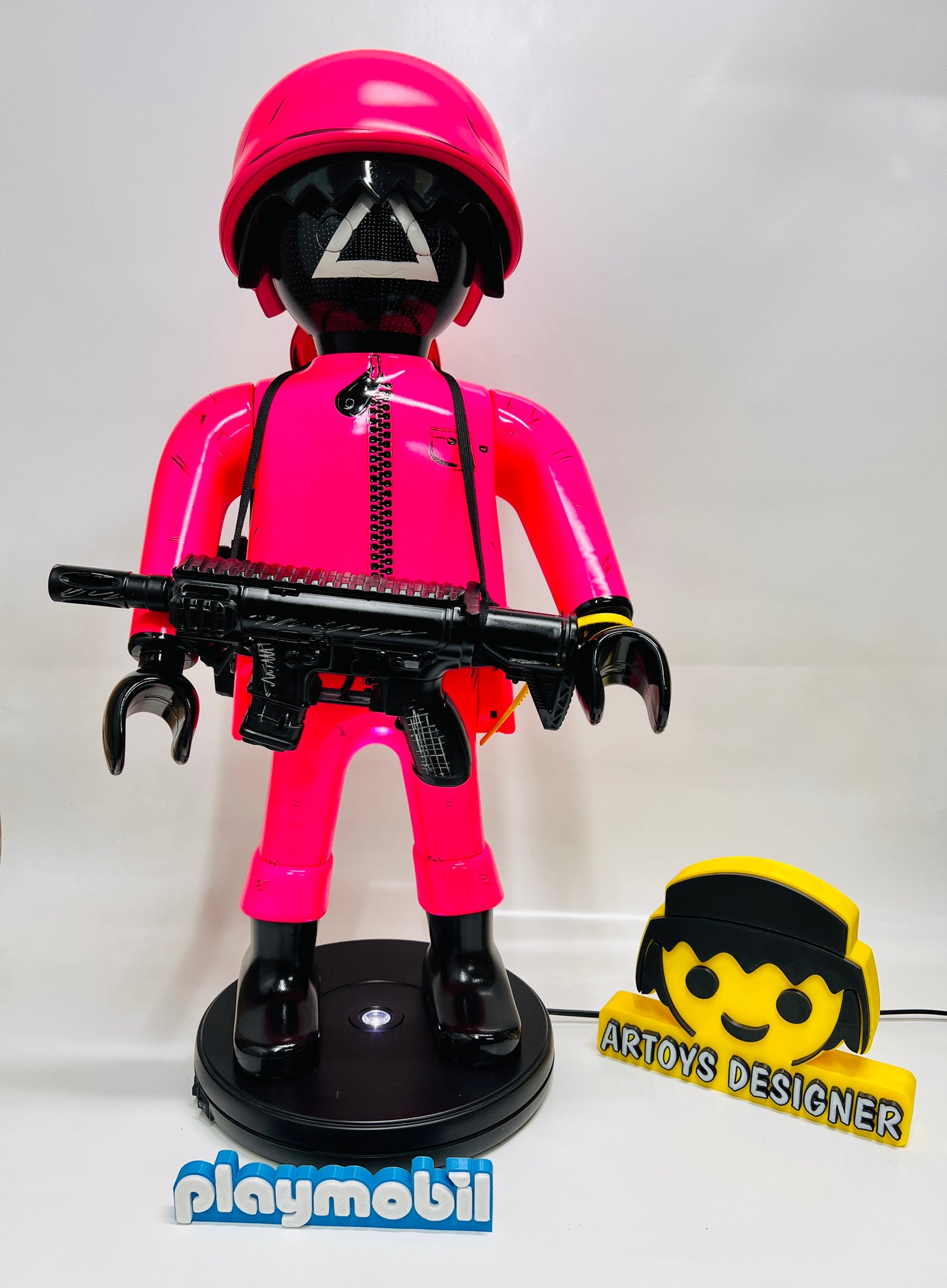 PLAYMOBIL XXL - SQUID GAME SOLDAT TRIANGLE